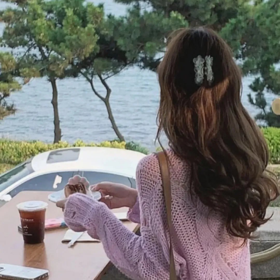 沉睡的妮可
